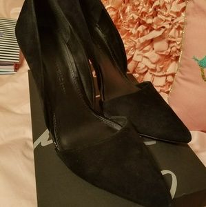 Banana Republic pumps